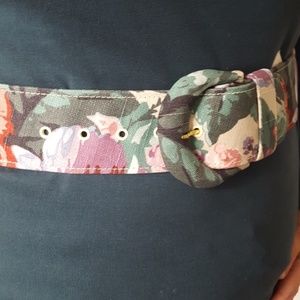 Floral Belt Size Large